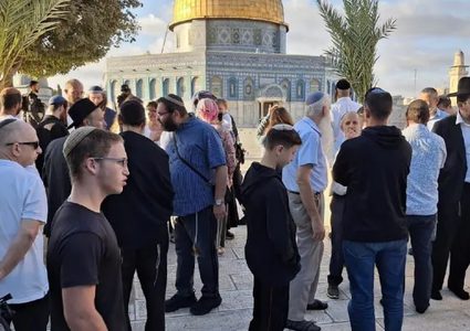 اقتحامات واسعة للاقصى وصلوات جماعية في رابع أيام"عيد العرش "