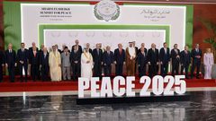 انطلاق قمة السلام في شرم الشيخ بمشاركة الرئيس محمود عباس