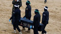 إسرائيل تقرر عدم فتح معبر رفح "غداً" وخفض المساعدات بحجة عدم استعادة جثث الرهائن