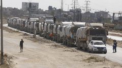 إسرائيل للأمم المتحدة: لن يدخل غزة إلا نصف شاحنات المساعدات المتفق عليها