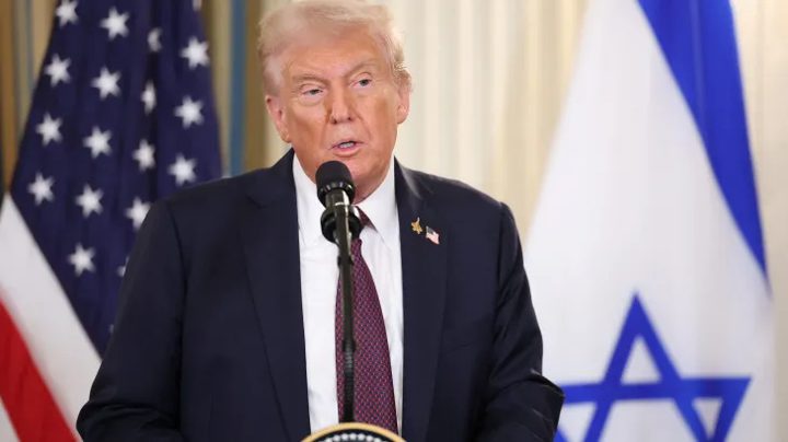 ترامب: إسرائيل ربما تستأنف القتال في غزة "بمجرد كلمة مني" إذا لم تلتزم حماس