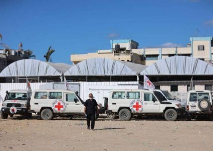 إسرائيل تعيد رفات 45 شهيدًا إلى قطاع غزة