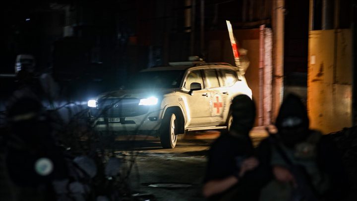 حماس تؤكد التزامها باتفاق وقف إطلاق النار وحرصها على تسليم جثامين أسرى الاحتلال