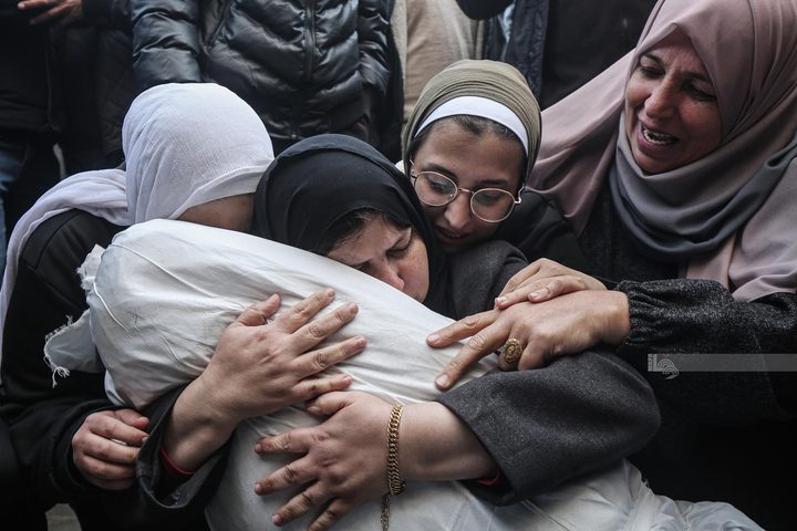 44 شهيدا برصاص وقصف الاحتلال مناطق متفرقة من غزة منذ فجر اليوم