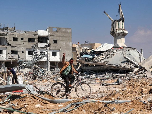 بضغط من ترامب- اعادة فتح معابر غزة وادخال المساعدات ووقف القتال