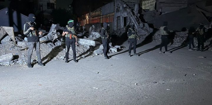 كتائب القسام تسلّم جثتين إضافيتين لأسيرين إسرائيليين