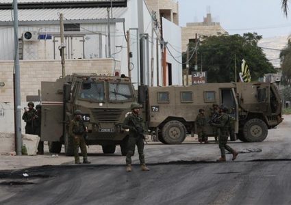 محدث: شهيد وإصابات برصاص الاحتلال خلال اقتحام قوات خاصة مخيم العين