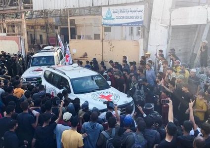 حماس تسلم جثة اسير اسرائيلي الليلة