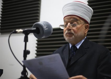 المفتي: الخميس غرة شهر جمادى الأولى