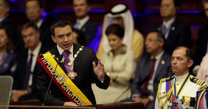 رئيس الإكوادور: حاولوا تسميمي بالشوكولاتة والمربى