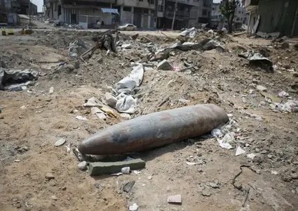 منظمات إغاثية تحذر من خطر المخلفات الحربية في غزة