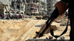 الإعلام العبري: حماس تواصل البحث عن جثث المختطفين في غزة وسط تنسيق دولي مصري