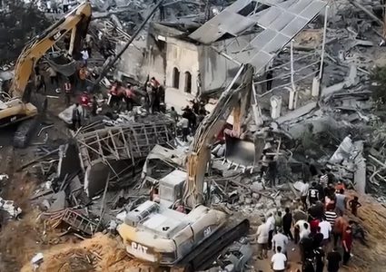 17 يوما لوقف النار: الاحتلال يواصل قصف غزة شرقاً وإجلاء أكثر من 200 مريض