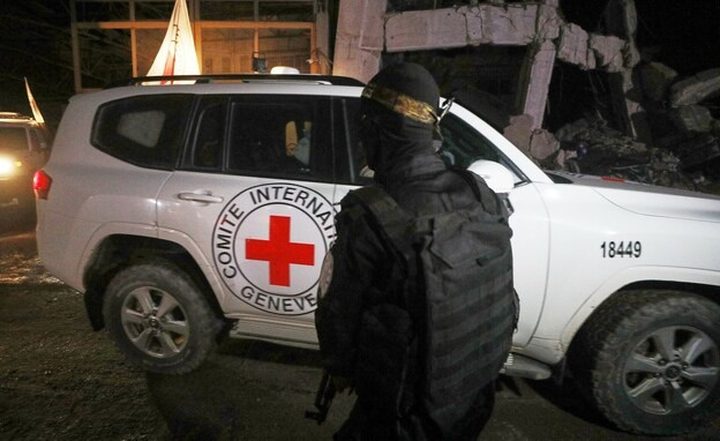 القسام تعلن نيتها تسليم جثة اسرائيلي الليلة