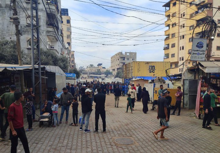 من أمام مستشفى العودة بالنصيرات: مشاهد الحزن بعد مجازر الليل وخرق الاحتلال لوقف إطلاق النار
