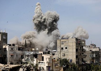 استشهاد مواطنين في قصف للاحتلال على منطقة العطاطرة شمال قطاع غزة