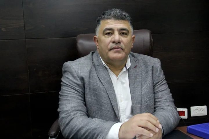 محافظ نابلس: الاحتلال يقرر نقل حاجز "الحمرا" إلى قرية عين شبلي