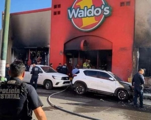 23 قتيلاً جراء حريق في مركز تجاري بالمكسيك