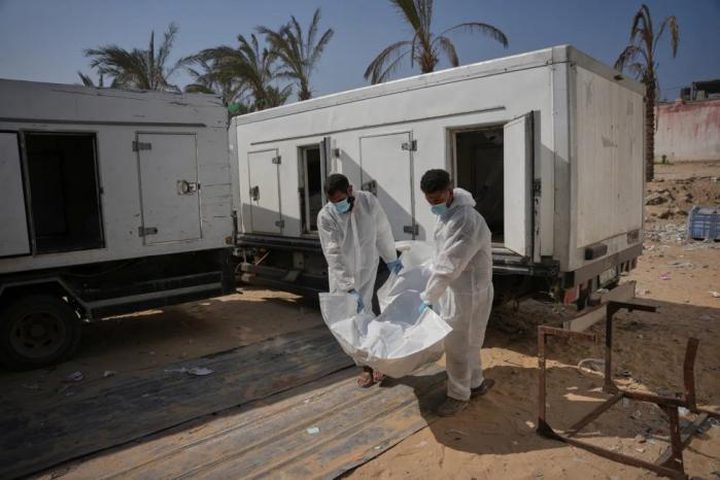 الاحتلال يسلم عشرات جثامين الشهداء ضمن صفقة التبادل