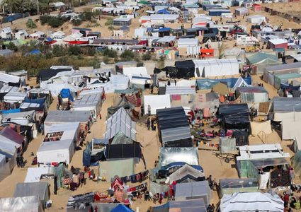 "الأونروا": نحو 75 ألف نازح يحتمون في أكثر من 100 مبنى للوكالة في غزة