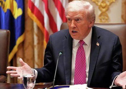 ترامب يلوح بوقف التمويل الفيدرالي لنيويورك في حال فوز زهران ممداني في الانتخابات