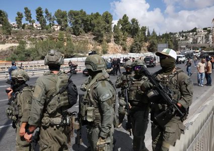 الاحتلال يعتقل فتيين أحدهما مصاب في الجديرة شمال غرب القدس