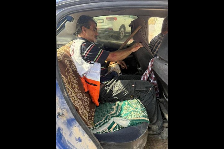 إصابة مسعفين وصحفيين في هجوم لمستوطنين في بيتا