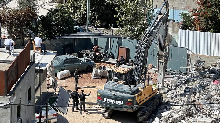 الاحتلال يجبر 3 عائلات على اخلاء منازلها في سلوان تمهيدا للاستيلاء عليها