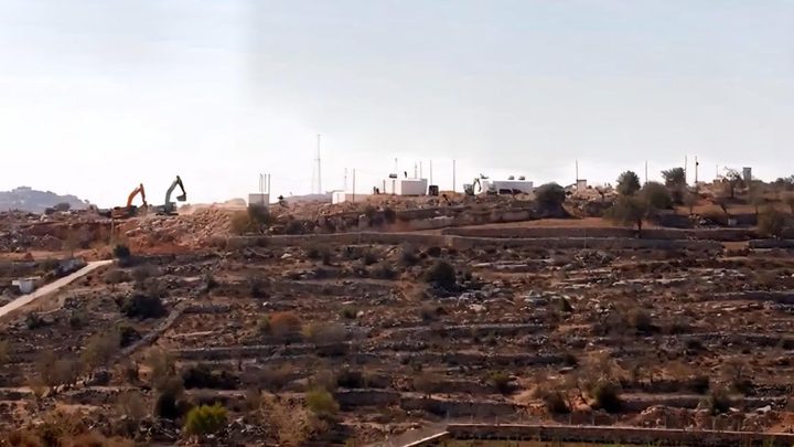 إقامة بؤرة استيطانية شرق عناتا بالقدس المحتلة