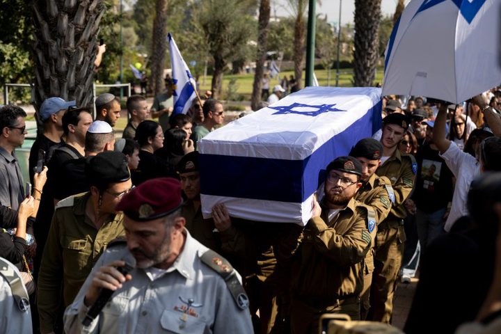 مكتب نتنياهو: قواتنا تسلمت جثة أسير في غزة