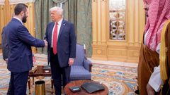 الشرع يصل واشنطن في أول زيارة رسمية لرئيس سوري منذ 1946