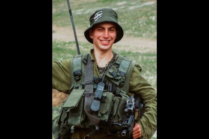 القسام تعلن أنها ستستلم جثة الجندي الإسرائيلي هدار جولدن مساء اليوم