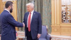 بعد شطبه من قائمة الإرهاب.. الرئيس السوري أحمد الشرع يجري محادثات رسمية مع ترامب