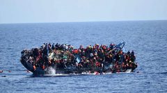 المنظمة الدولية للهجرة: مقتل 42 شخصا جراء غرق قارب قبالة سواحل ليبيا