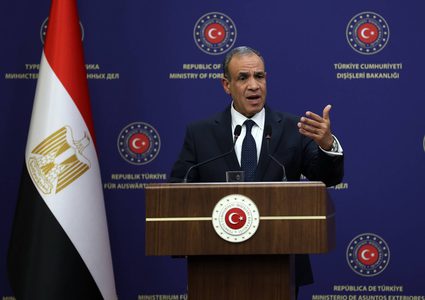 مصر: نبحث مع تركيا المفاوضات بشأن قوّة الاستقرار الدولية في غزة