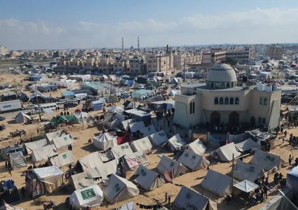 بلدية خان يونس: أكثر من 900 ألف نازح مهددون بخطر المنخفض الجوي