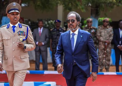 تحالفات سياسية جديدة بالصومال تستبق انتخابات 2026