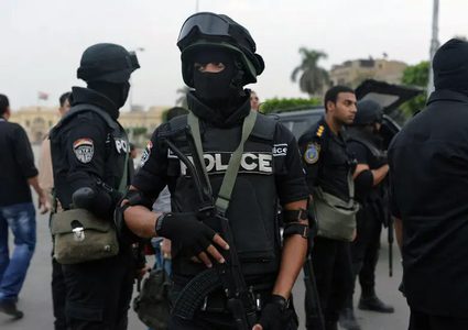 مقتل مهندس كيمياء نووية بوابل من الرصاص في الإسكندرية يثير غضبًا واسعًا