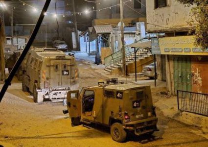 الاحتلال يعتقل شابا ويستولي على مركبته في أبو قش شمال رام الله