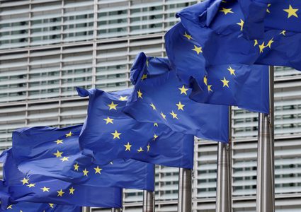 الاتحاد الأوروبي يبحث تدريب 3 آلاف شرطي من قطاع غزة