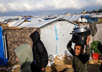 الدفاع المدني في غزة يحذّر من شتاء قاسٍ وعجز كامل عن مواجهة الغرق