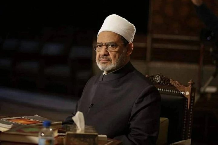 الأزهر يدين جريمة إحراق مسجد بالضفة ويطالب بتحرك عاجل لوقف إرهاب الاحتلال