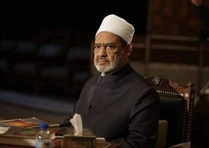الأزهر يدين جريمة إحراق مسجد بالضفة ويطالب بتحرك عاجل لوقف إرهاب الاحتلال