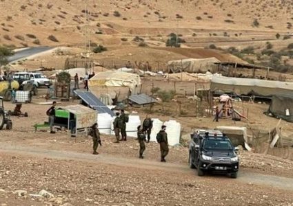 الاحتلال يداهم مدرسة المالح في الأغوار الشمالية