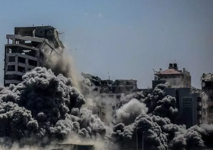 غارات خارج الخط الأصفر ونسف منازل واصابات في قطاع غزة