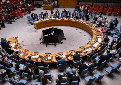 مجلس الأمن يقرّ القوة الدولية لغزة: جدلٌ حول وعود الدولة ومخاوف الوصاية