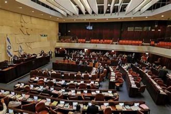 "الكنيست" تصادق بالقراءة الأولى على وقف تزويد منشآت "الأونروا" بالمياه والكهرباء