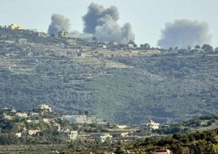 الاحتلال يشن عدة غارات على بلدات في جنوب لبنان