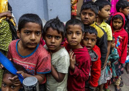 اليونيسف: 417 مليون طفل فقراء في العالم