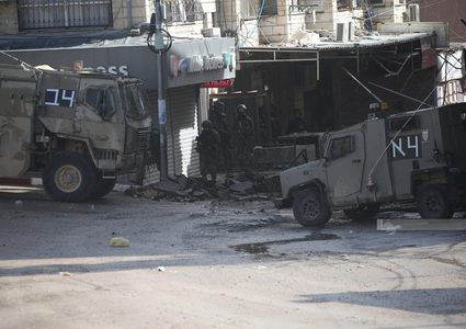 الاحتلال يعتقل 4 مواطنين من اكتابا شرق طولكرم